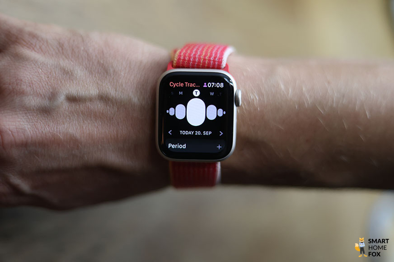 На Apple Watch SE можно увидеть функцию отслеживания цикла.